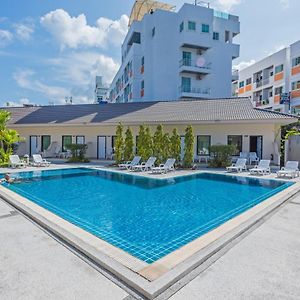 Deluxe Bungalow Pool Access